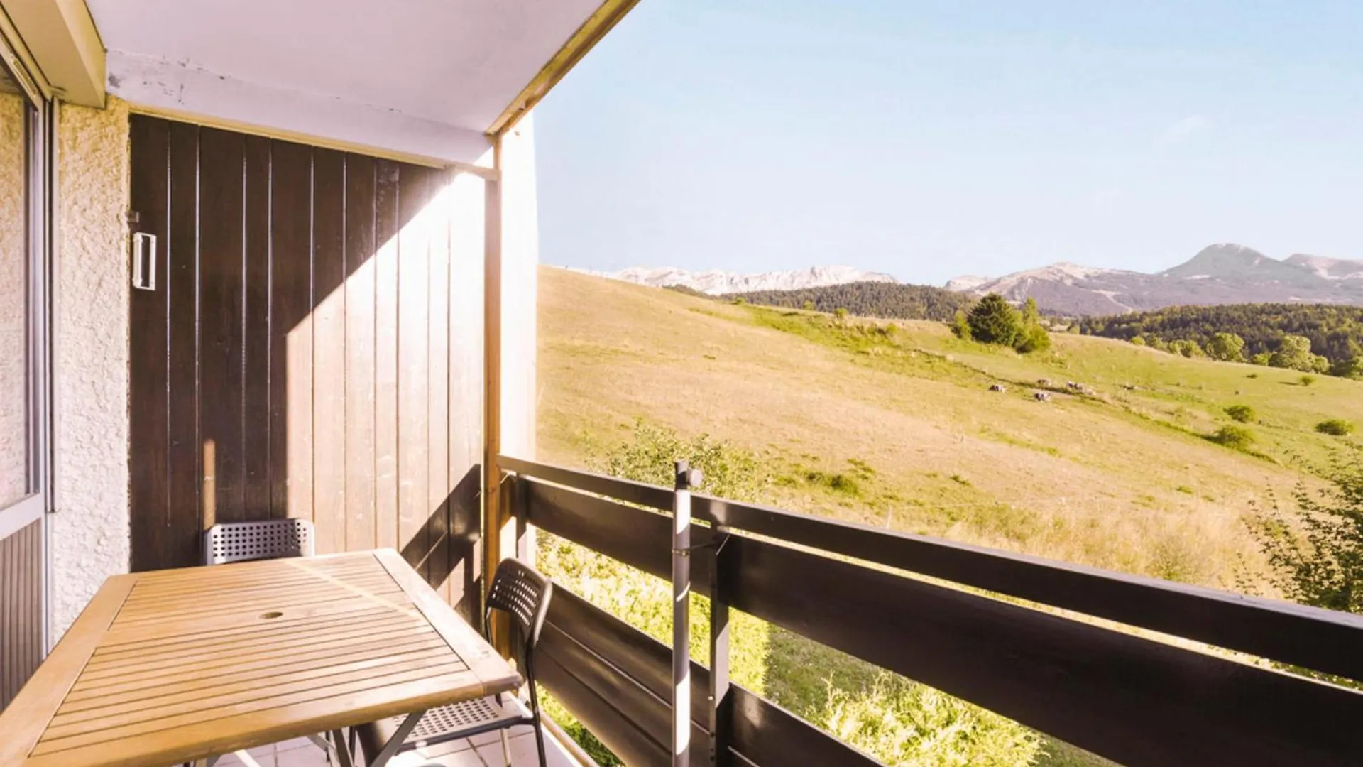 Apartment Studio Cabine Renove Avec Parking Couvert Et Casier A Ski, Proche Centre - Fr-1-515-96 Villard-de-Lans